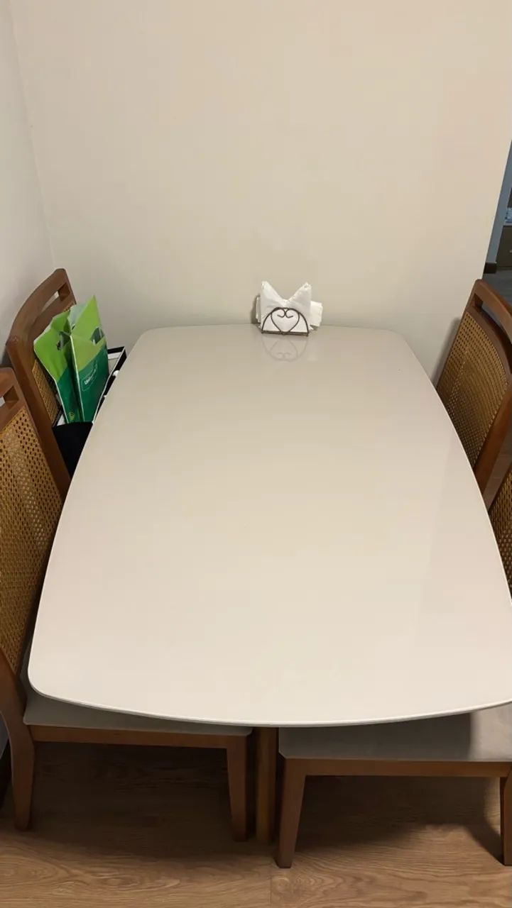 Mesa de madeira com tampo em vidro e laca - Foto 3
