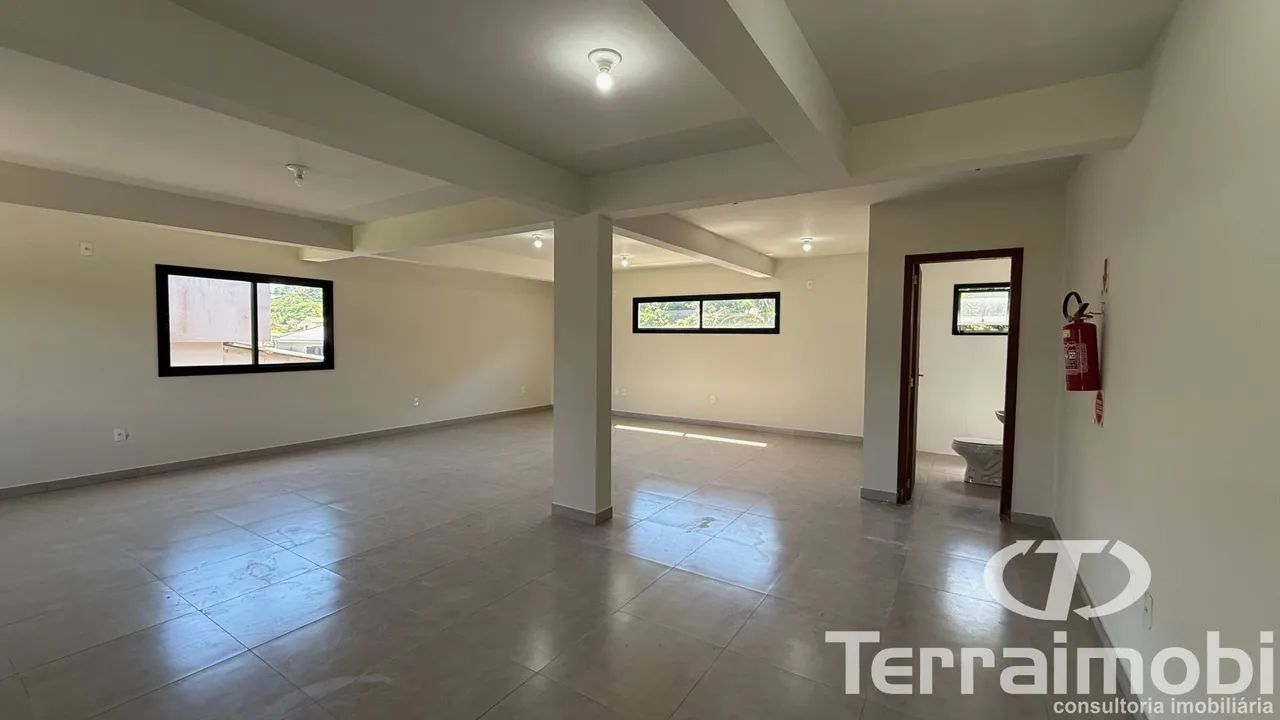 Sala comercial com 63 m², no 2o piso, próximo ao supermercado silveira. - Foto 3