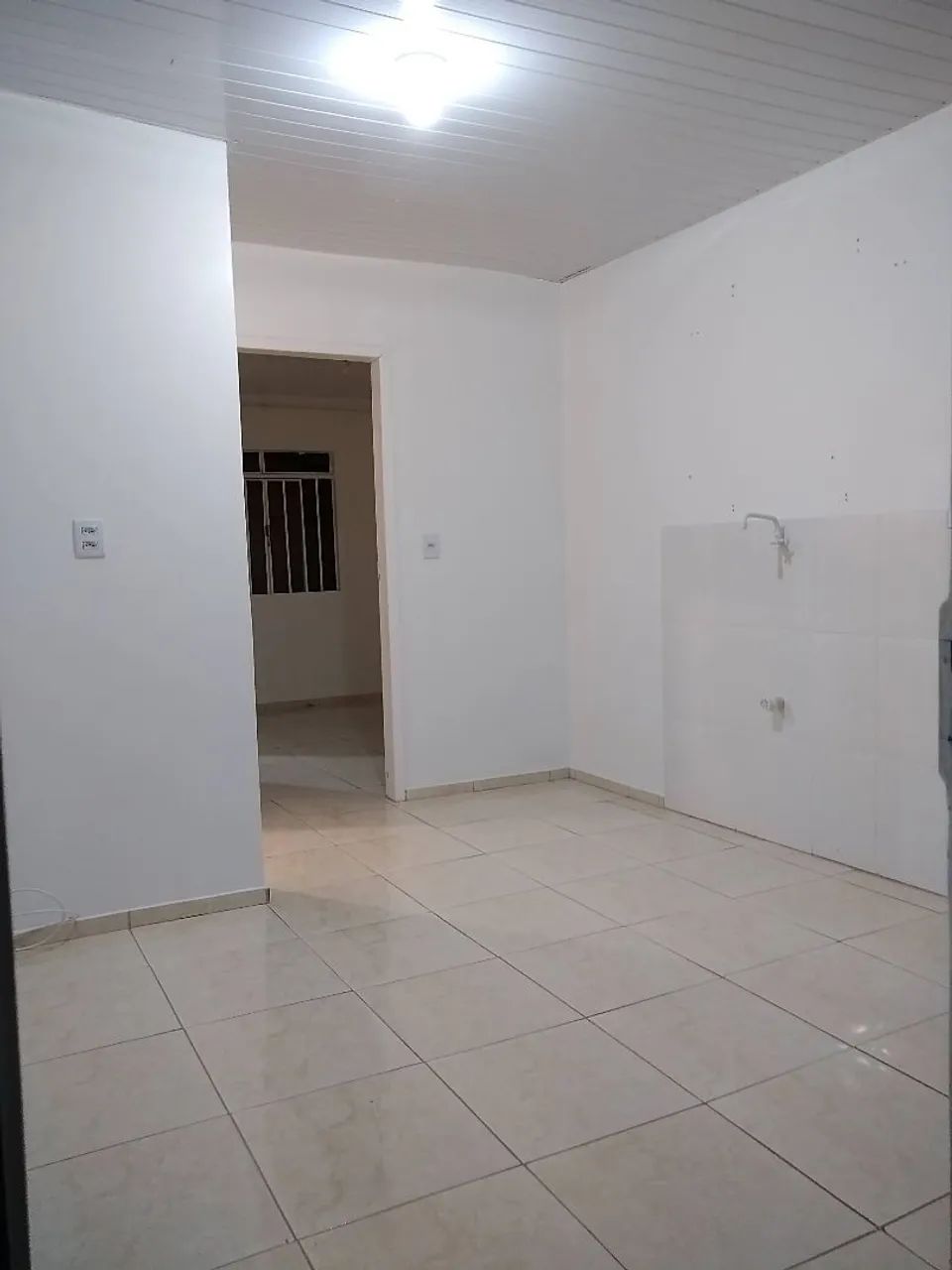 KITINETE NO COQUEIRAL  PARA UMA MOÇA  - Foto 2