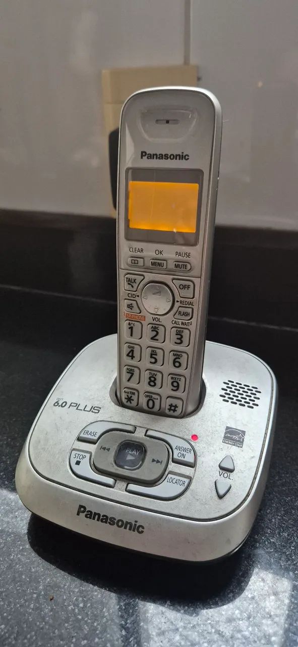 Telefone sem Fio Panasonic base + 2 remotos - Foto 3