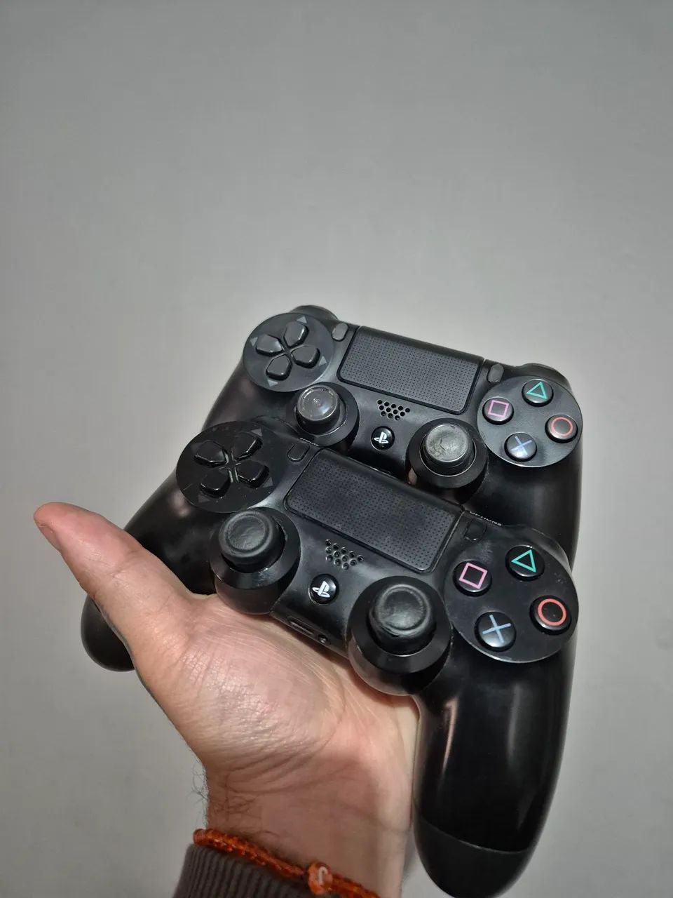 2 Controle PS4 DualShock