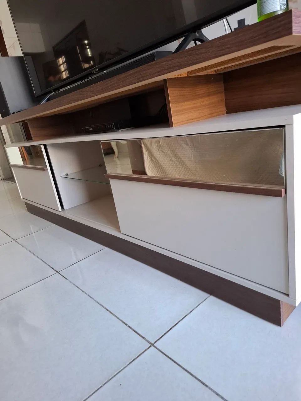 Rack Semi-nova com espelho