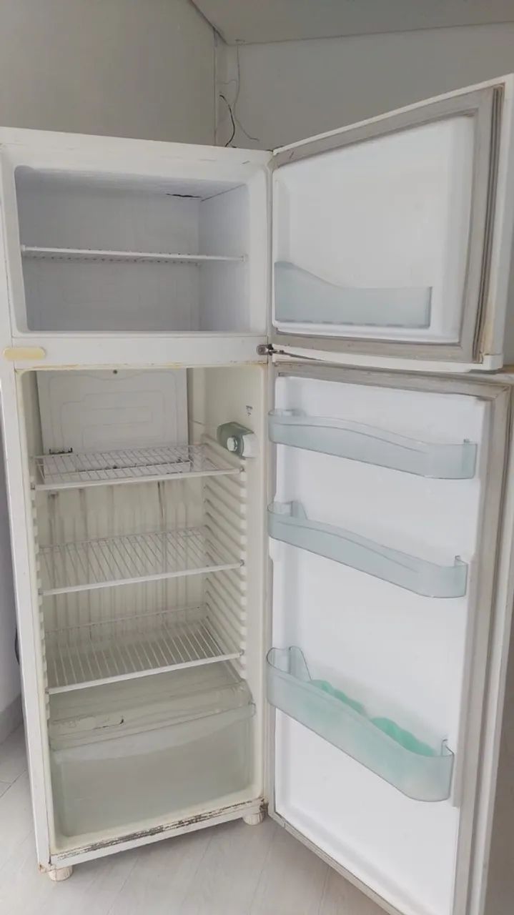Vendo geladeira  - Foto 5