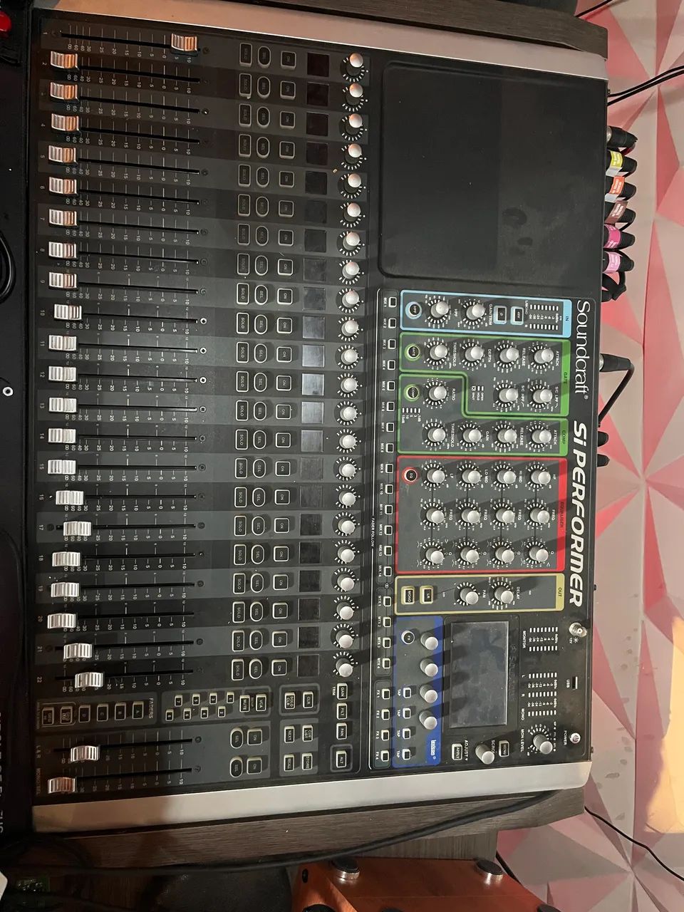 Mesa Digital Soundcraft Si Performer 2 - Impecável - R$ 18.000 - Foto 2