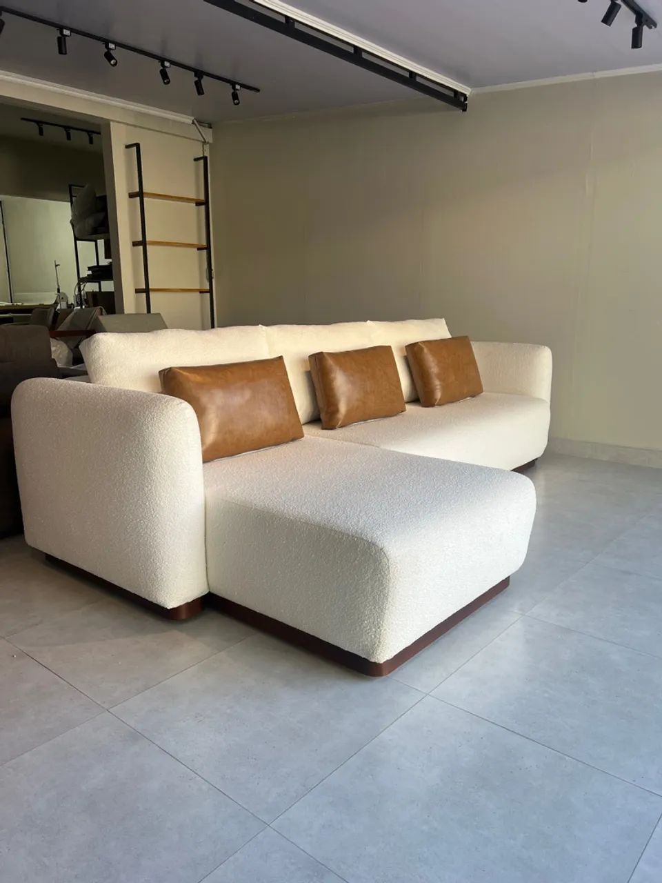 Sofá living / orgânico / boucle / chaise 
