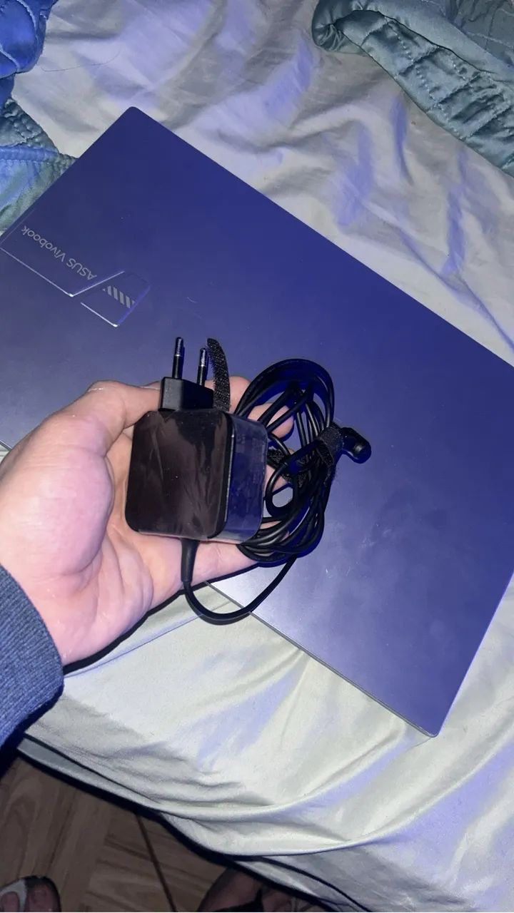 Notebook ASUS VivoBook 15 Intel Core i5 + Intel Iris Xe  - Foto 3