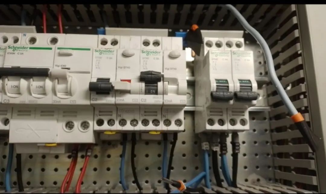 Eletricista  - Foto 5
