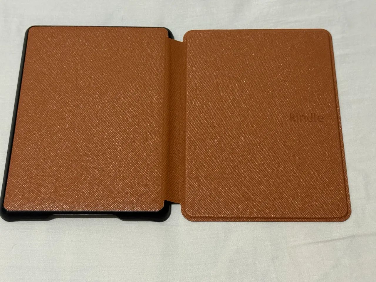 Capa Kindle 10a Geração 6? em Couro Sintético 