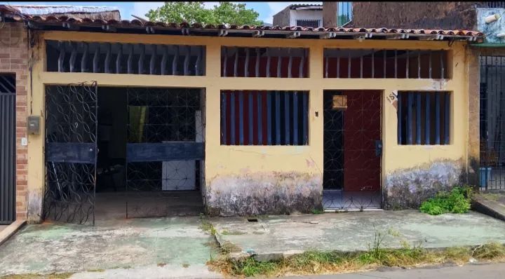 Casa a venda