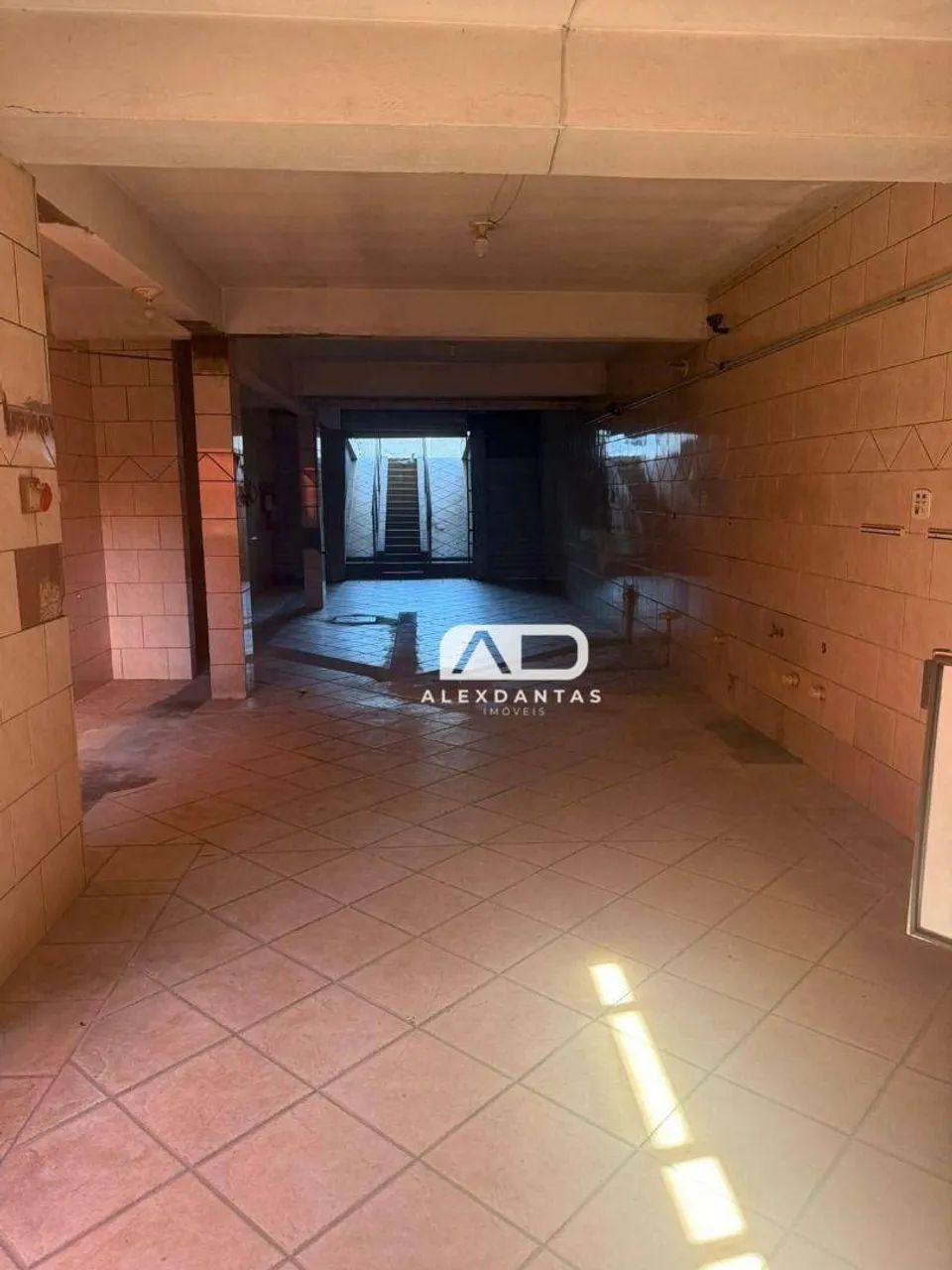 ALUGA-SE PRÉDIO COMERCIAL 300 m²  SANTO ANDRÉ/SP - CAPUAVA - Foto 5