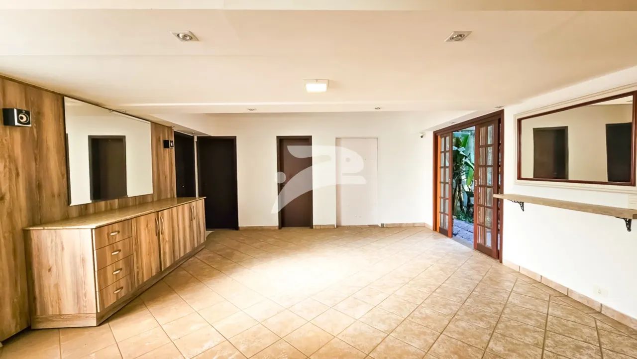 Casa 2 Quartos Ahu 300m²
