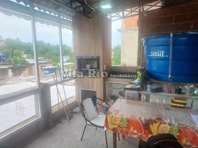 Casa ampla com terraço em toda extensão do imóvel. - Foto 3