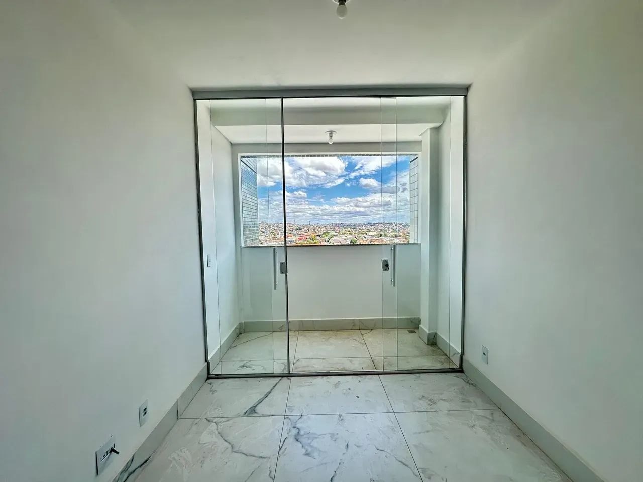 Apartamento de de 3 quartos e 2 vagas no Manacas - 74m² - Foto 4