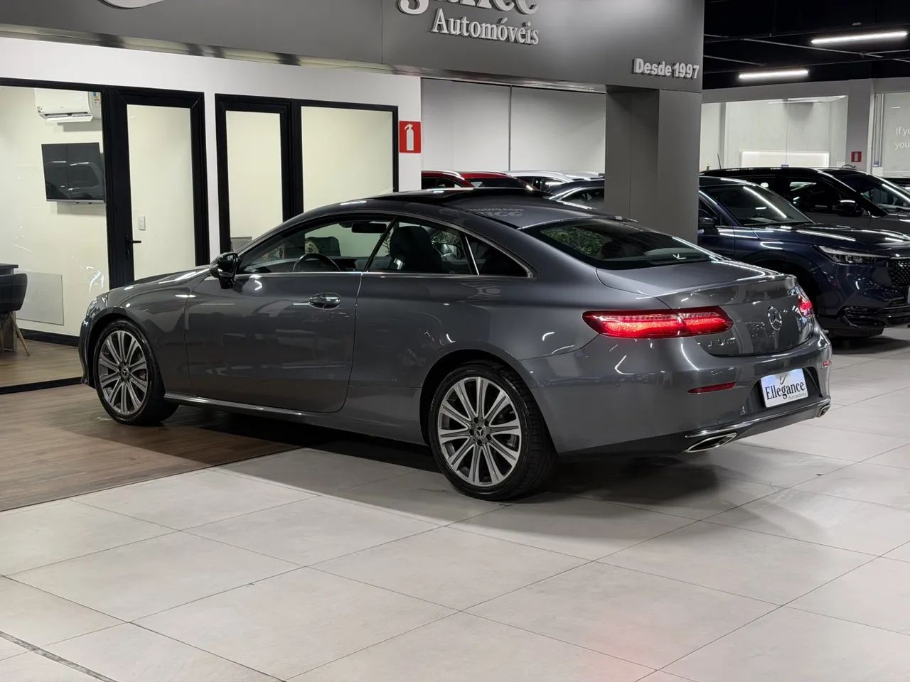 Mercedes-Benz E-300 2017 - Foto 2