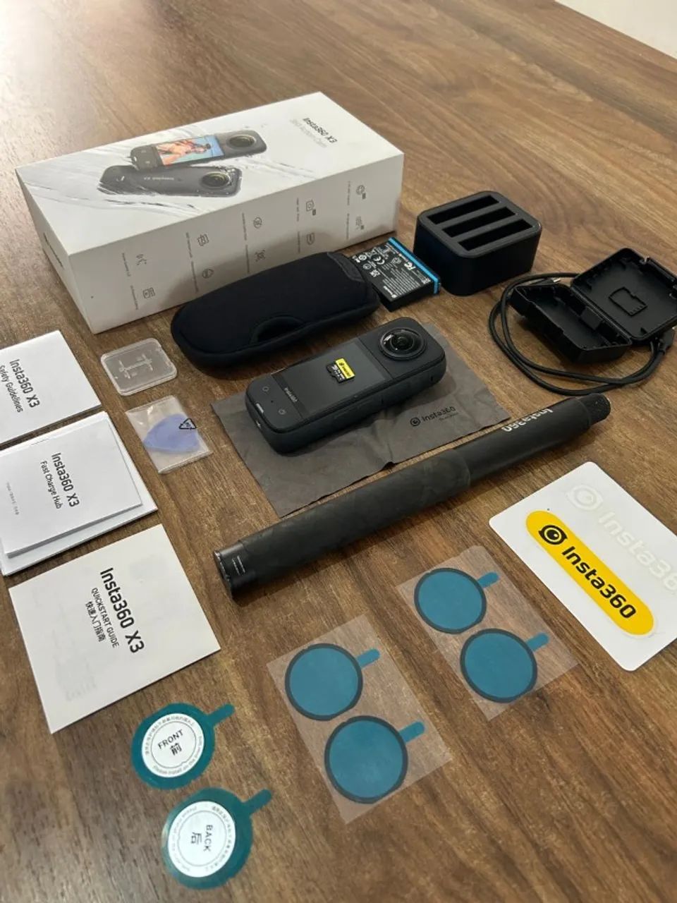 Insta360 X3 + Kit THINK BOLD Completo | Perfeita p/ Moto e Viagem