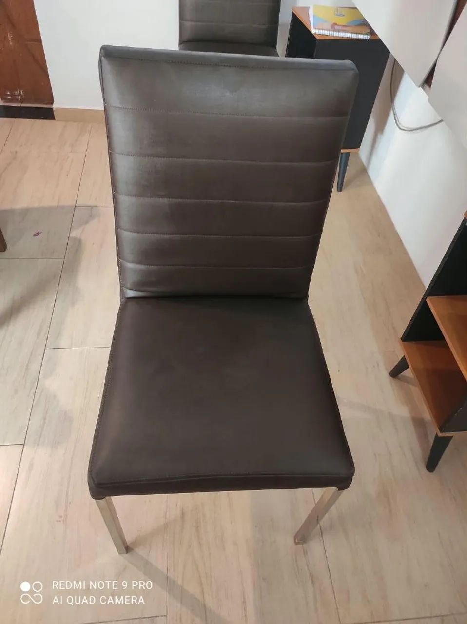 Cadeira de couro 