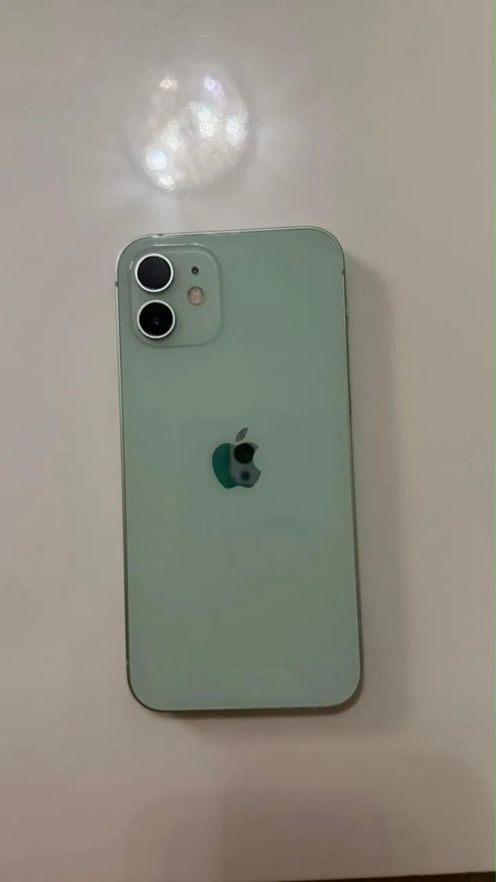 iPhone 12 Verde 128 gigas - nunca aberto - Celulares e Smartphones