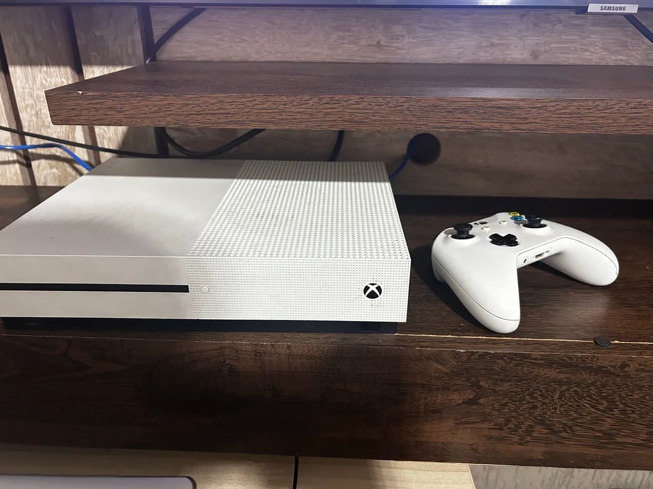 Xbox one S - 1 TB Usado