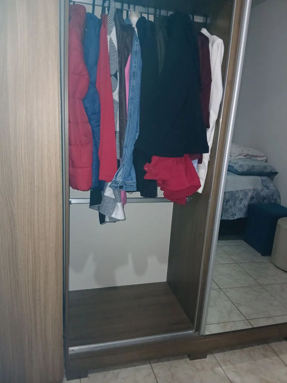 Guarda-Roupa de correr com espelho  - Foto 4