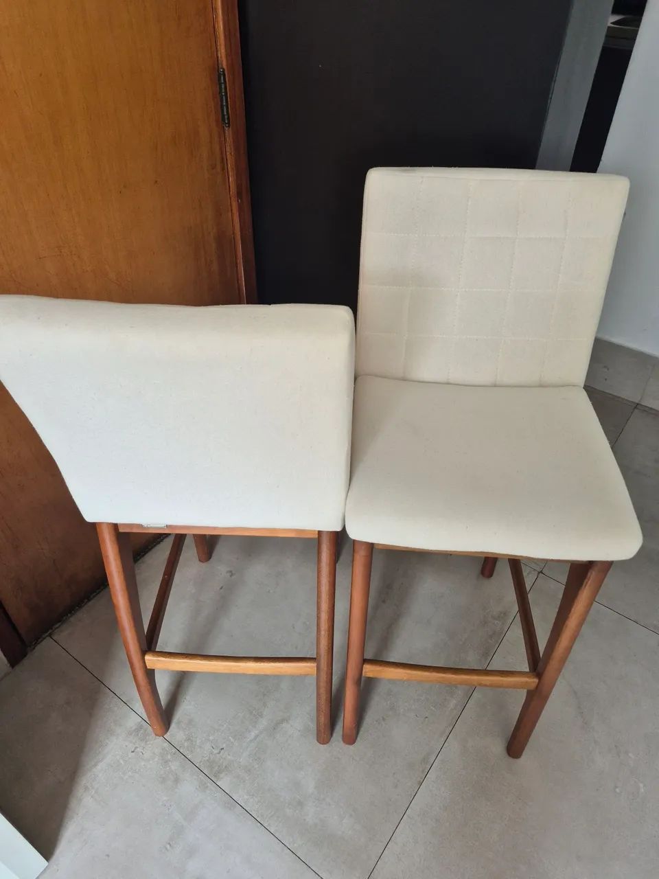 Banqueta linho madeira