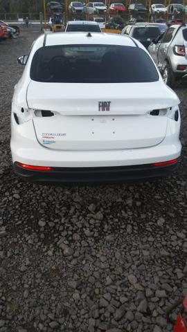Fiat Cronos 2019 vendido em peças - Foto 3