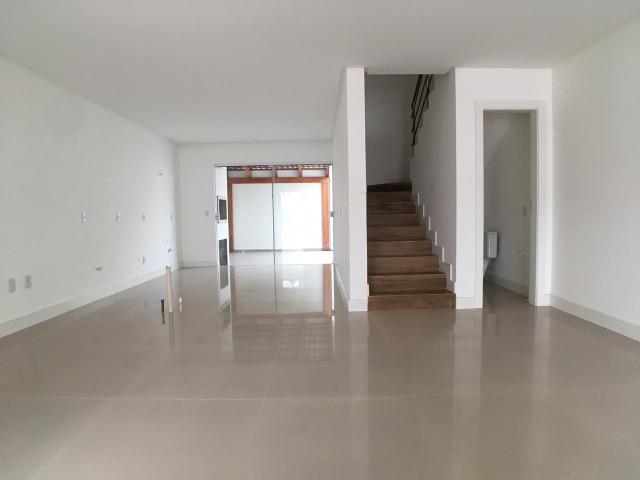 Vendo sobrado centro Balneário Camboriú com 3 suítes - Foto 9