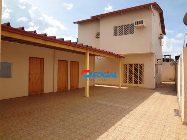 Excelente Sobrado Localização Privilegiada, Para Locação Residencial ou Comercial. Av. Cal