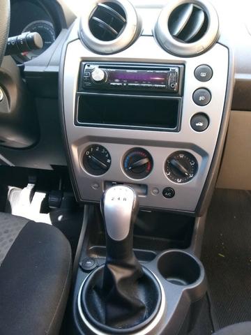 Ford Fiesta 2014 1.6 - Foto 4