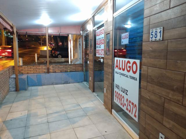 Alugo excelente sala comercial térrea na rua geral da agrônomica - Foto 20