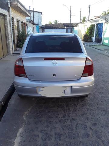 Corsa Sedan 2005 - Foto 3