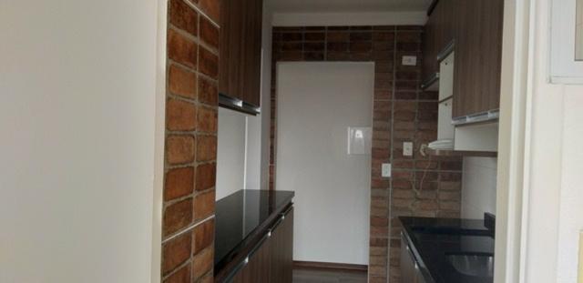 Lindo Apto 2 Dorm com Armários no Jd. Europa R$ 200 mil - Foto 7