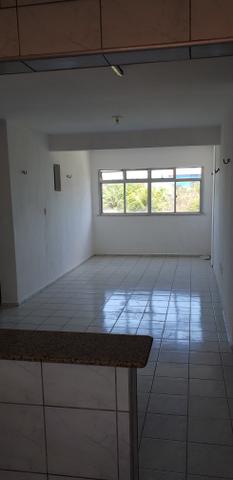 Apartamento na tabuba Pecém 80m2 com piscina - Foto 2