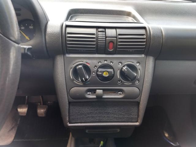 Corsa sedan Super 1.0 8v ano 1998 - Foto 9