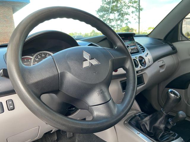 Triton Outdoor 3.2 Manual 4x4 Diesel 2017 - Foto 8