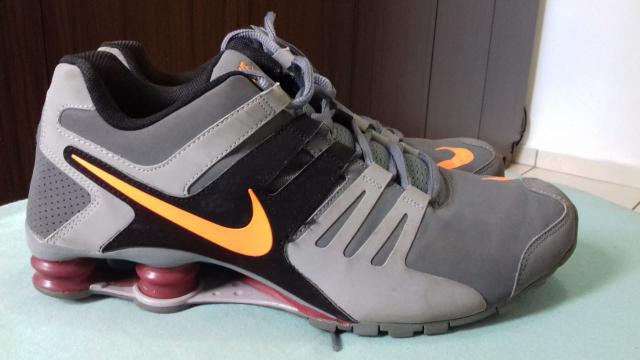 Tênis Nike Shox