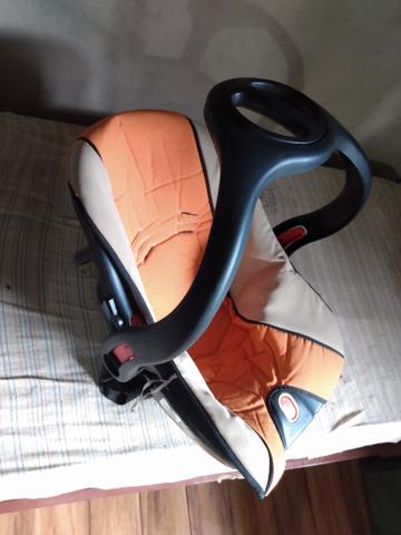 Vendo um carrinho e um bebê conforto - Foto 5