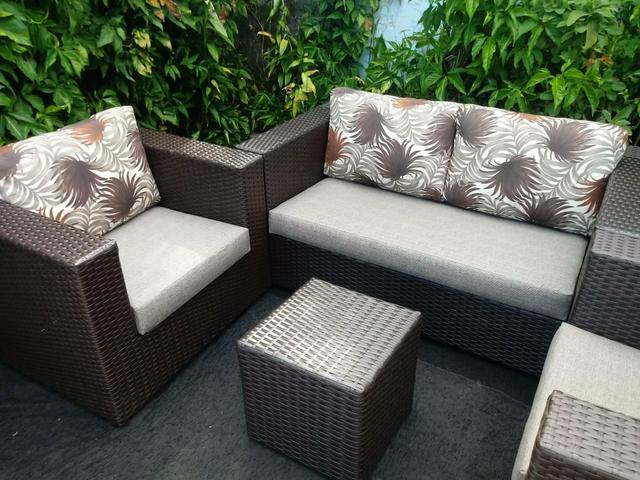 Conjunto de sofá 2 lugares em fibra sintética nova oferta - Foto 3