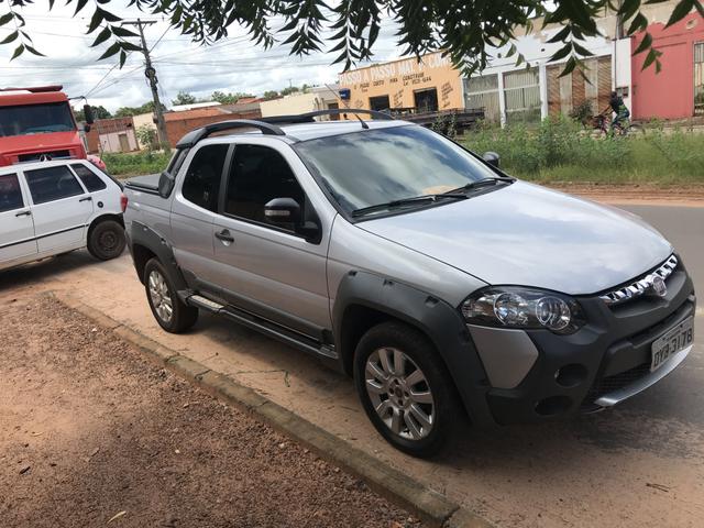 Pick-up Strada 1.8 3 portas 13/14 Araguaína - Foto 4