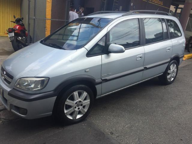 Zafira 2010 elegance automatica blindada+multimidia e dvd encosto traseiro