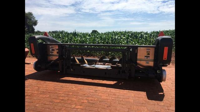 Plataforma GTS Produtiva Black 9x45 ano 2014/ valor R$77.000 mil