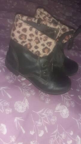 bota infantil numero 25