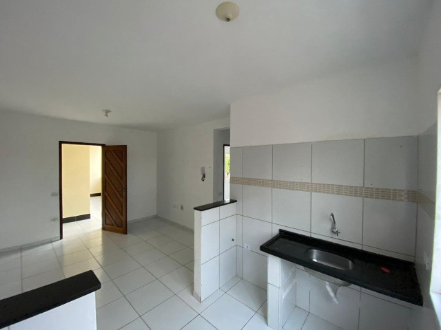 Aluga-se apartamento tipo Kitnet no Pitimbu - Foto 2