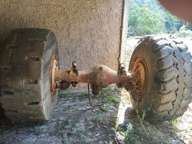 Diferencial completo com rodas e pneus - Foto 3