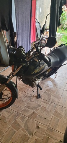 TITAN KS 2004