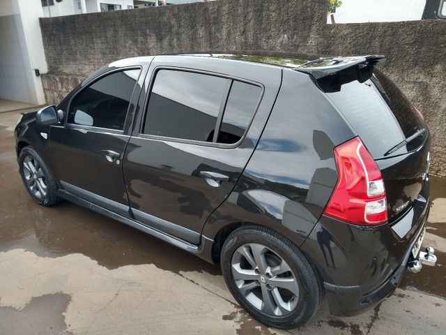 SANDERO 1.6 8V PRIVILEGE IMPECÁVEL SEGUNDO DONO