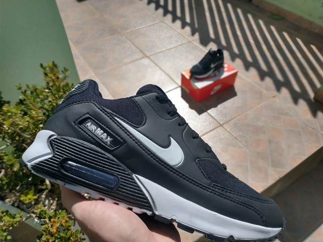 tenis masculino nike 43