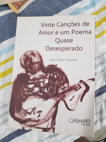 Livro Vinte canções  de amor e um poema quase desesperado