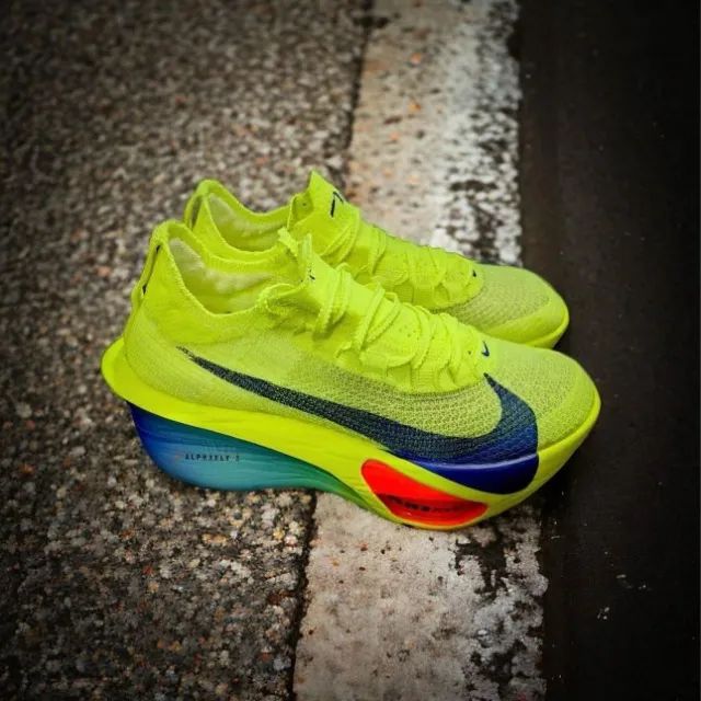 Tênis Nike Air ZoomX AlphaFly Next% 3 Volt Frete Grátis - Foto 4