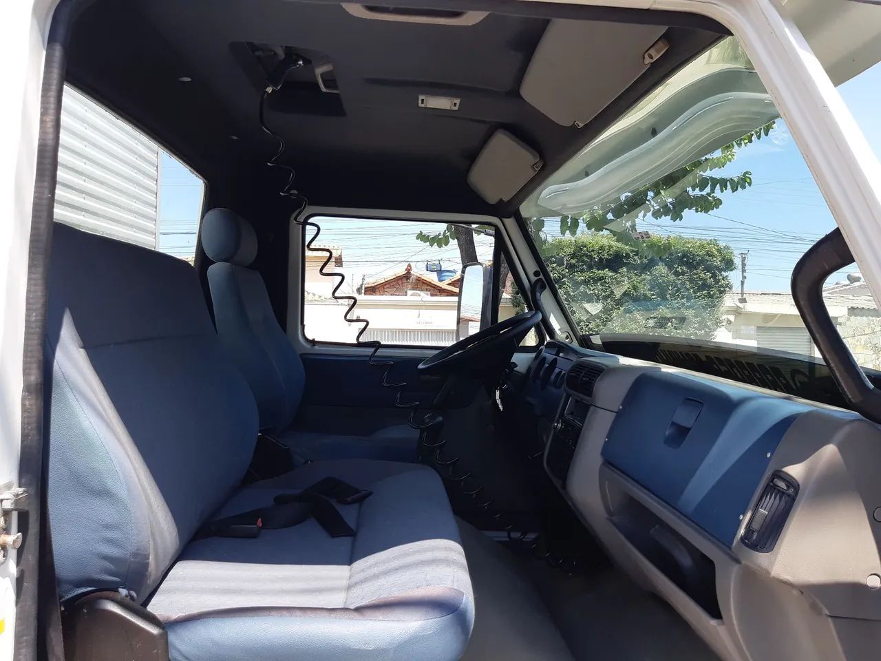 8-150 PLUS Baú de 6.20 - Foto 10