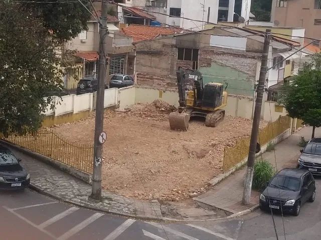 Demolição de  casas, prédios e indústrias  - Foto 2